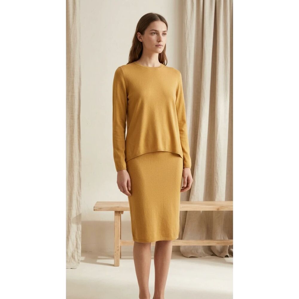 Salvatore Ferragamo camel / golden tan 100% Cotton sweater and skirt set | Sz L